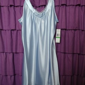 Jones New York Silky feel of a luxory